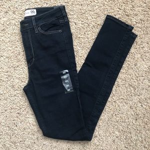 Abercrombie 00R Super Skinny High-Rise Jean